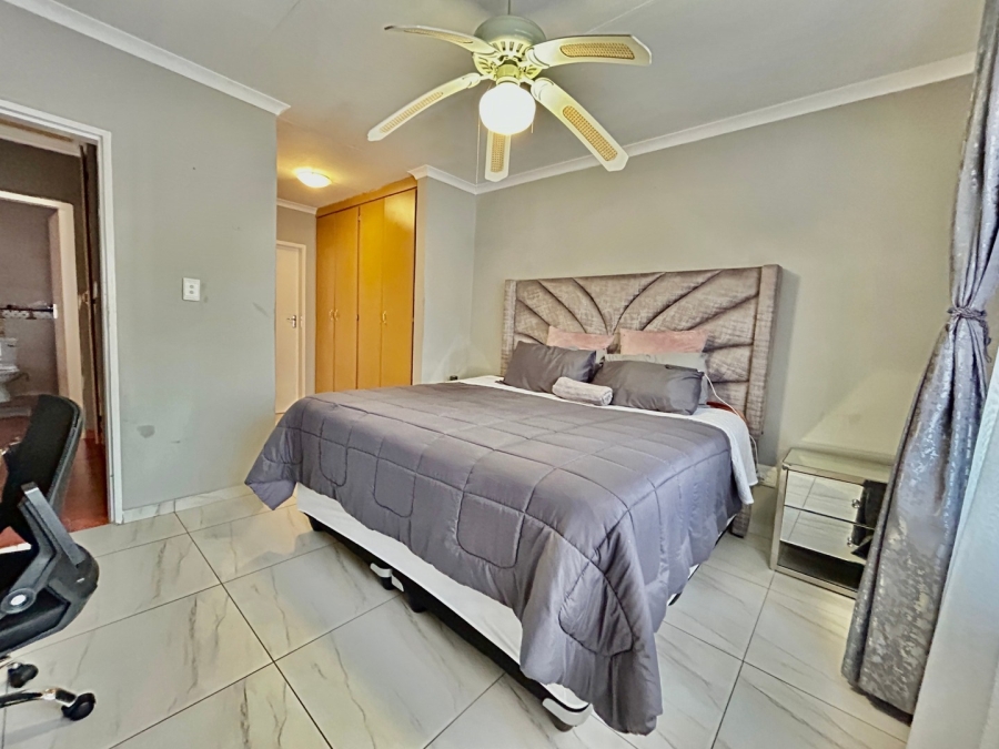 To Let 3 Bedroom Property for Rent in Waterval East North West